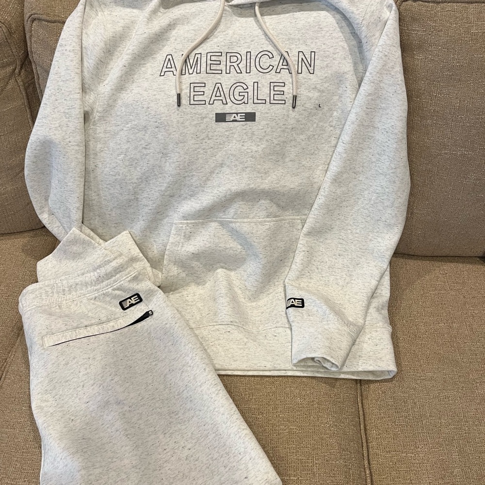 American Eagle Outfitters Gray Sweatpants & Joggers